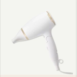 Kristin Ess compact blow dryer